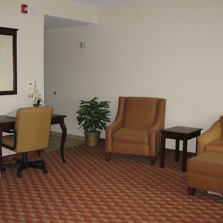 Hampton Inn Kingsland Interior photo