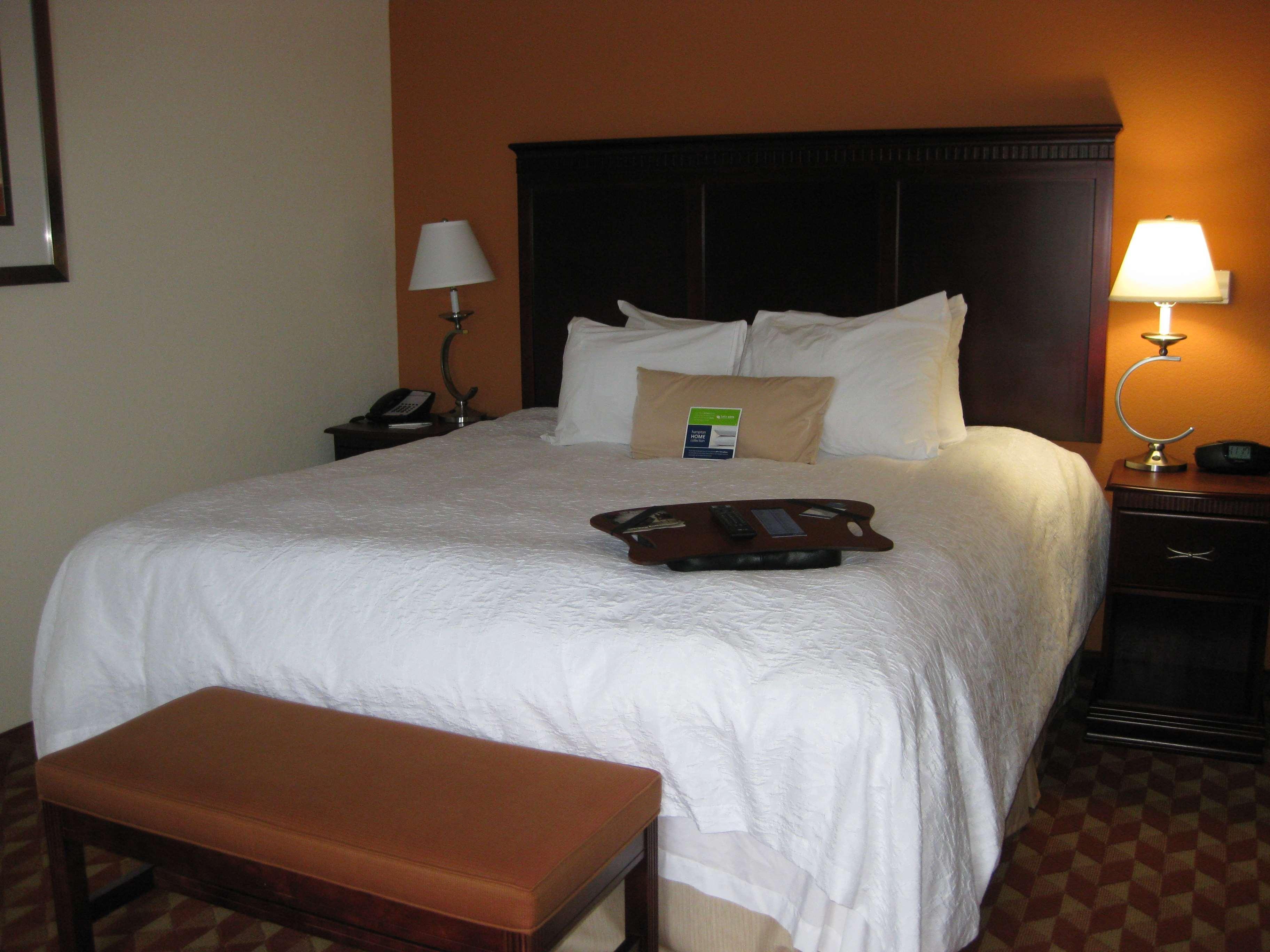 Hampton Inn Kingsland Room photo